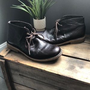 Men’s size 10 brown ugh dress shoes